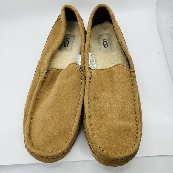 Athletic_Shoes